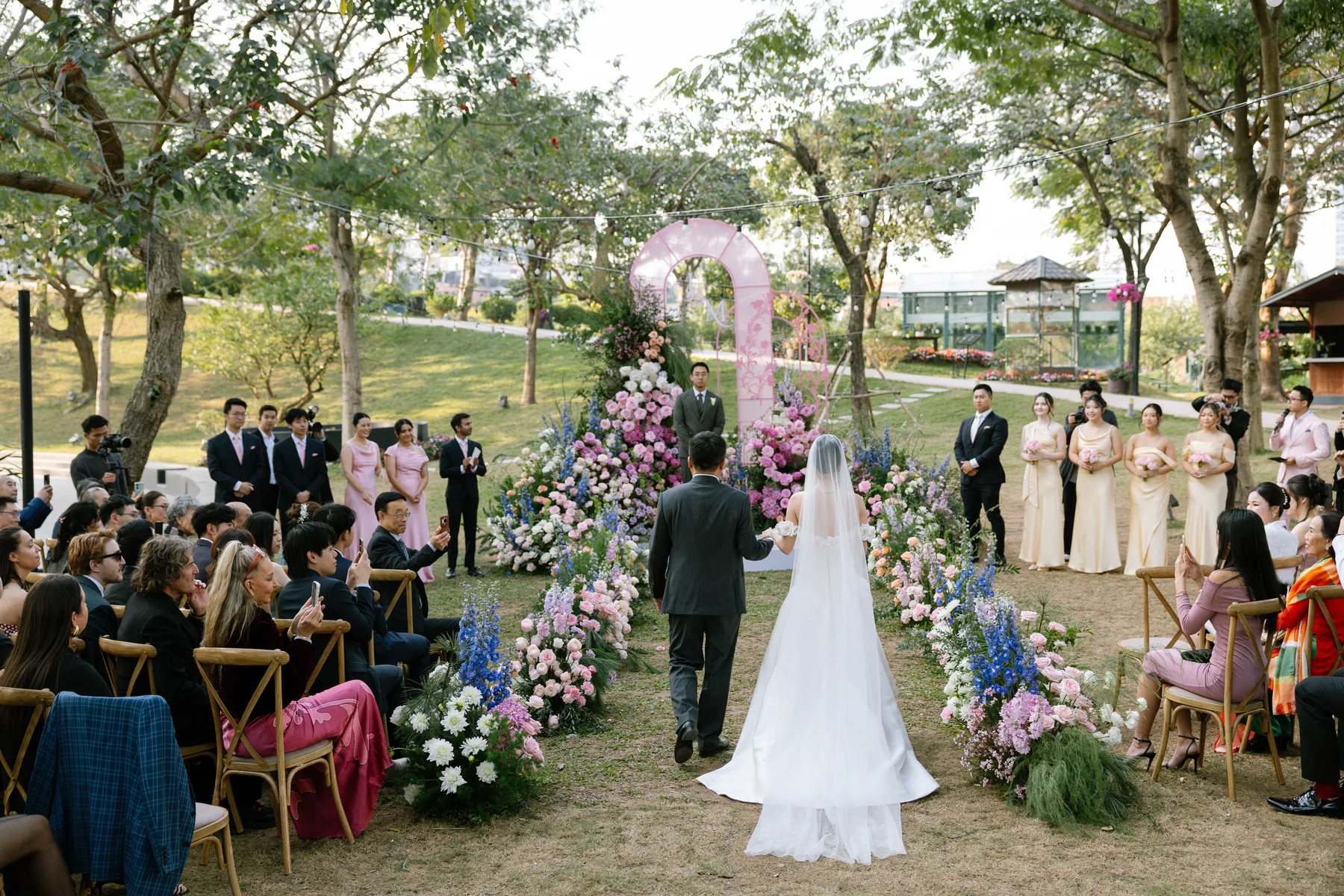 Matthew and Bảo Anh