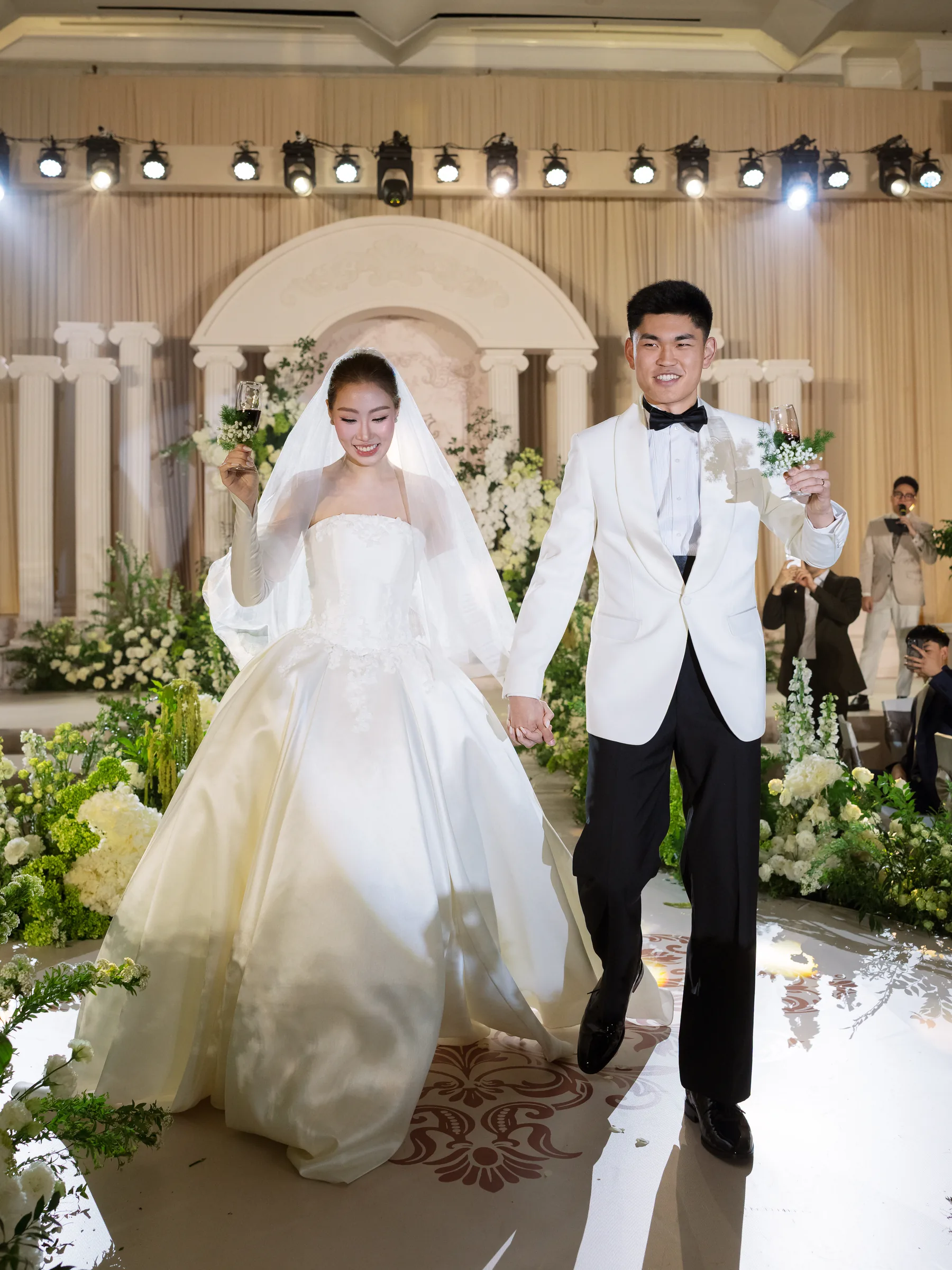 Tuệ Anh and Tatsumi wedding ceremony