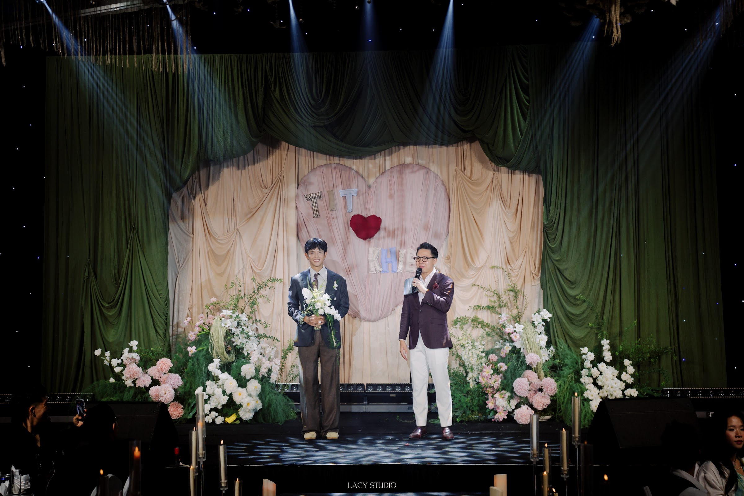 Wedding moment