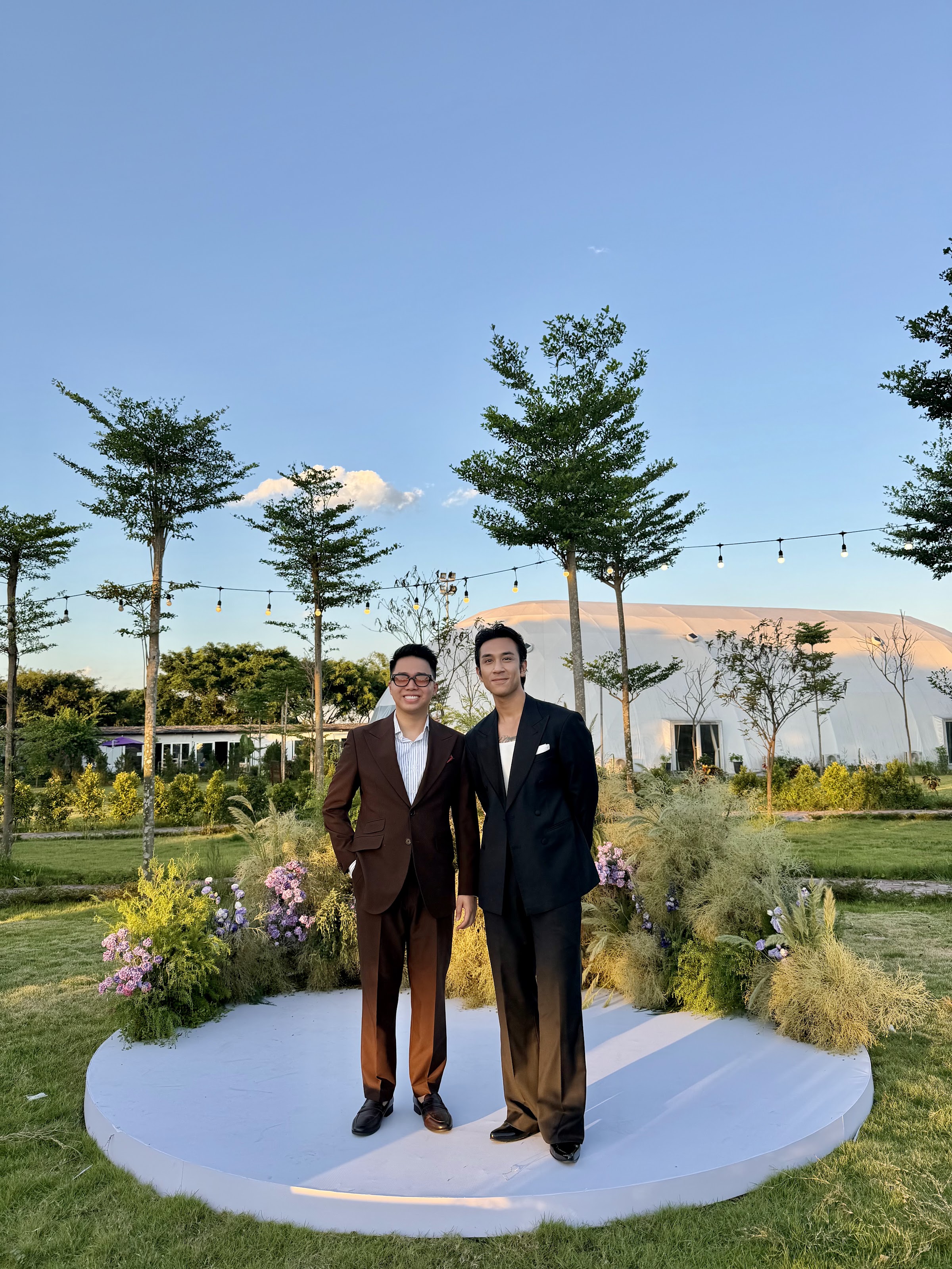 Ảnh MC Sơn Tùng cùng Ca sĩ Dương Edward