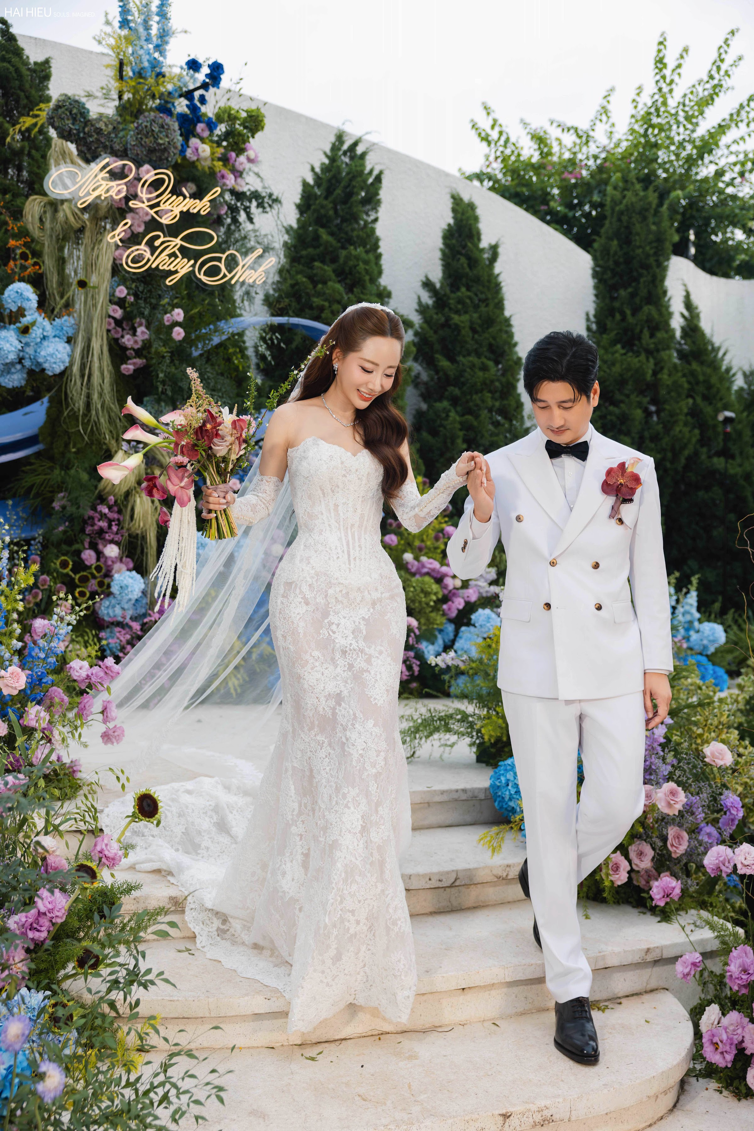 Lễ cưới Ngọc Quỳnh & Thùy Anh do MC Sơn Tùng dẫn dắt